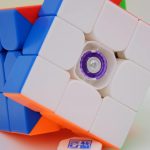 ⁦MoYu Super RS3M 2022 3x3 Magnetic Cube Stickerless⁩ - الصورة ⁦6⁩